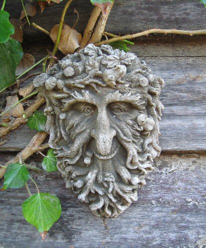 KG9 Small Green Man 2 (b)